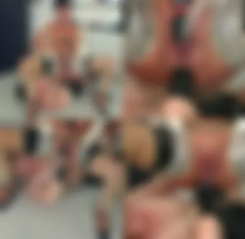 Pissen mit Faust im Arsch Teil 2 - extrem