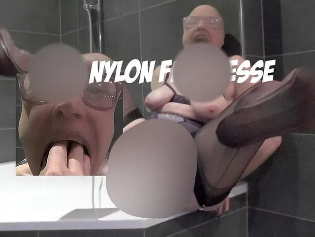 Reife Nylon Fickfresse