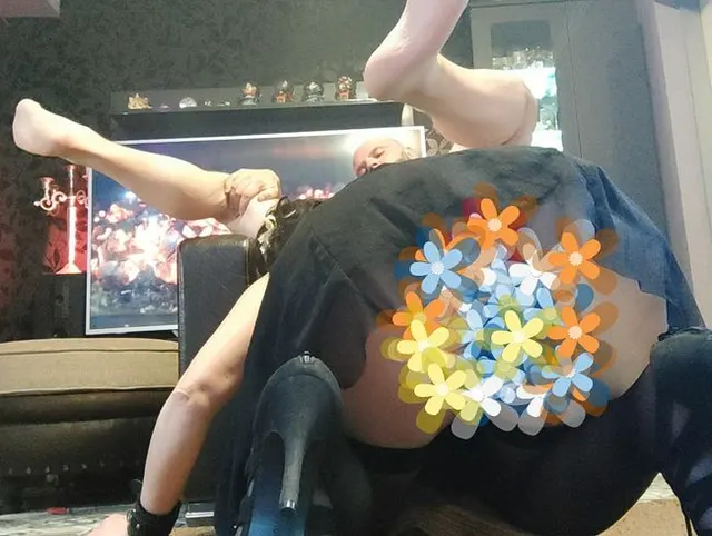 Gehen Sie auf die Knie, kennen Sie Ihren Platz und seien Sie glücklich, wenn Sie Ihren wahren Sinn i