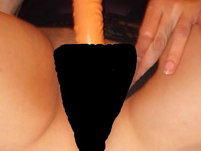 Mein Dildo und ich alleine Zuhause