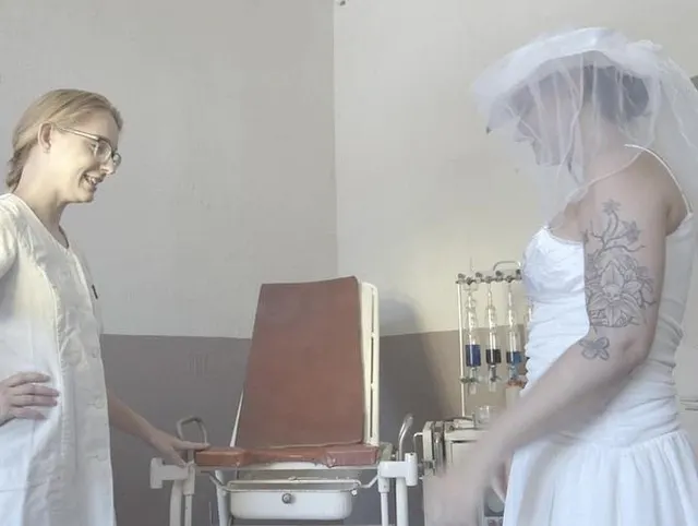 Frau Doktor und die Braut