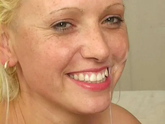 Junge Amateurin Fick und Gesichtsbesamung