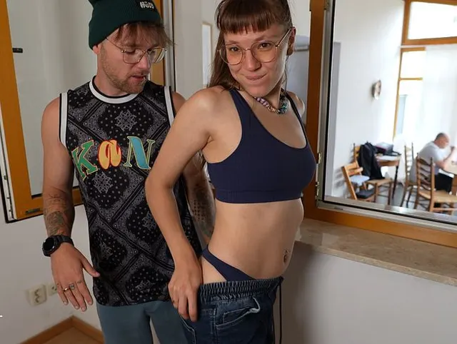 Beim Gruppen Spiel zum Cumshot gefickt !!