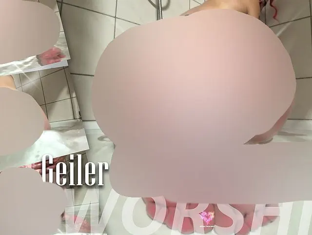 Geiler Arsch schlägt Wellen - POV der Extravaganz