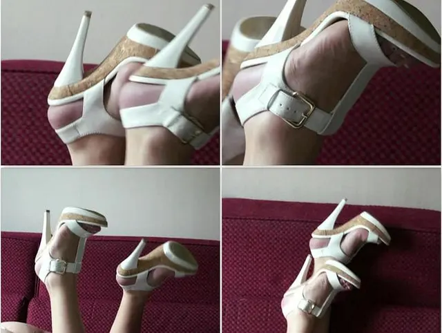 weiße Holzsandalen baumelnden