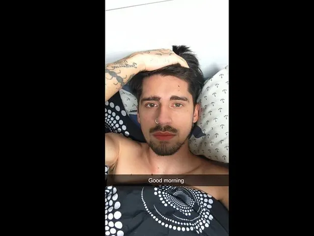 HORNY aufwachen und für dich abspritzen
