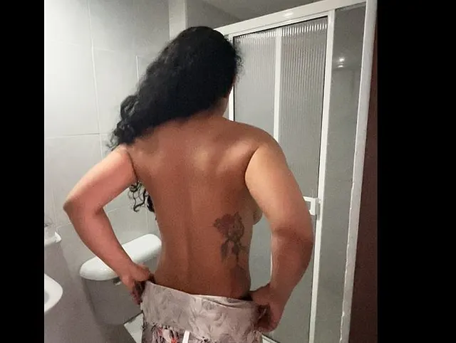 Fick mich unter der Dusche