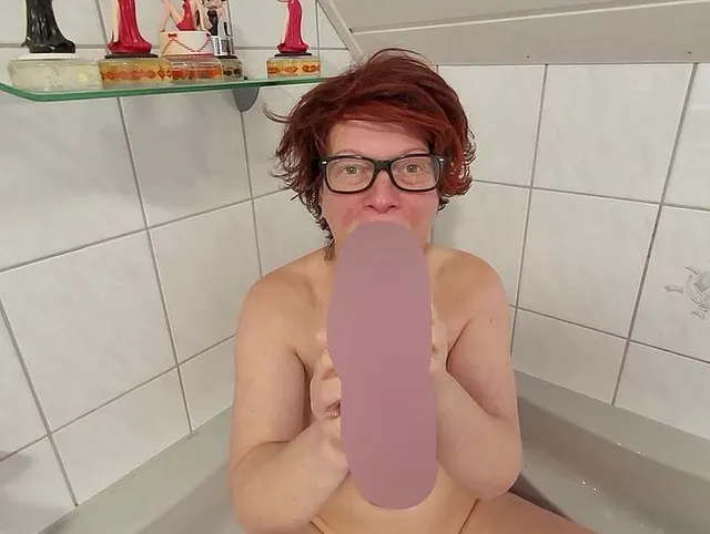 Monsterdildo Ficken war erst der Anfang