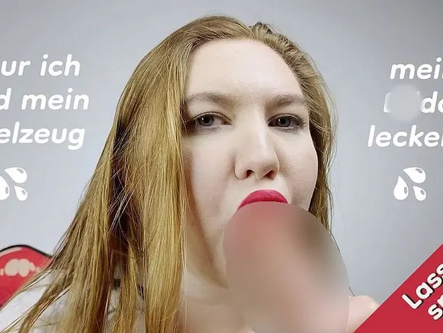Nur ich und mein Spielzeug - mein Dildo lecken