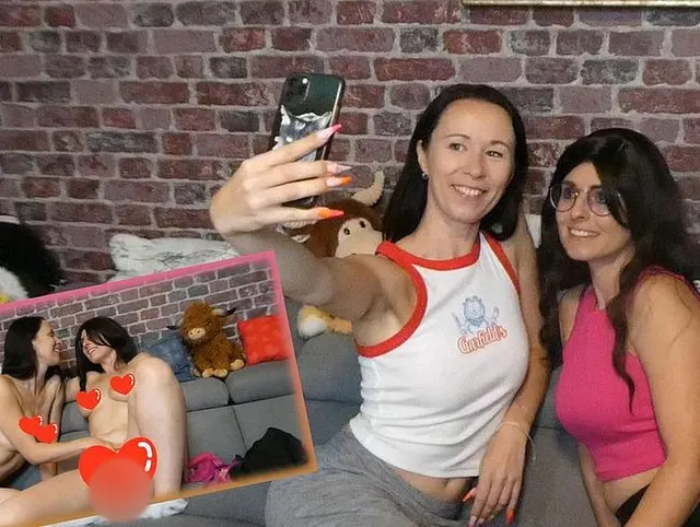 DAS ging ziemlich schnell... Ronya und Ich streicheln unsere MUSCHIS!!!