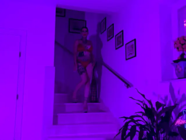 Stripperin vor Mafiaboss