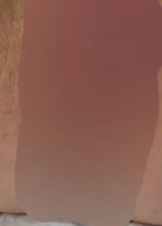 Das Sperma läuft aus meiner Muschi