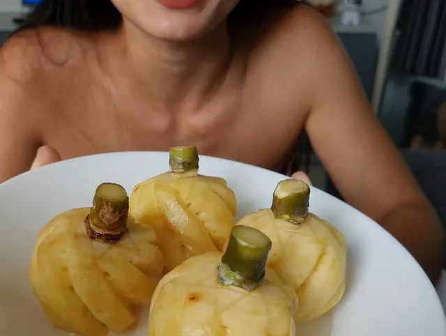 Mit Ananas schmeckt dein Sperma besser? Das will ich probieren