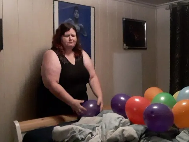 Strafe muss sein  (Luftballonclip)