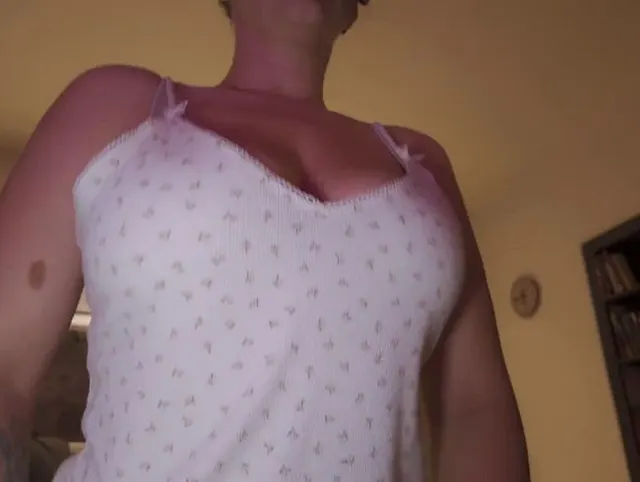 Ich verführe dich auf der Couch und du spritzt mir meine Fotze voll