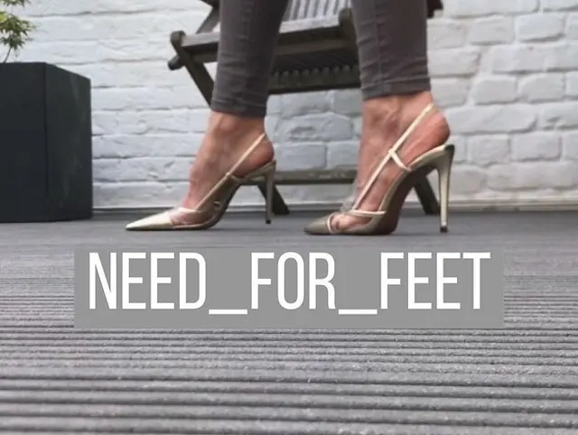 Sexy gold Stilettos