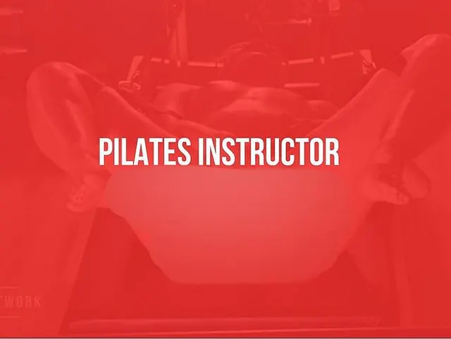 Mein Pilates-Lehrer masturbiert nach dem Unterricht