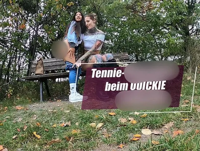 Tennie-Schlampen beim QUICKIE erwischt !!!