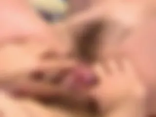 Sperma und Pissgeile Hausfrau!