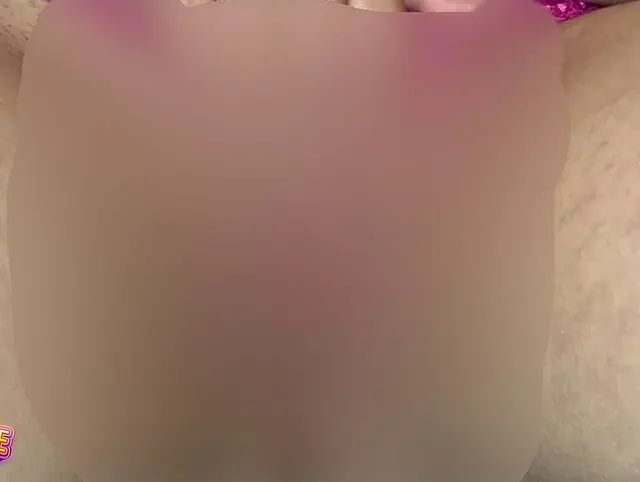 Masturbation mit neuen Spielzeug