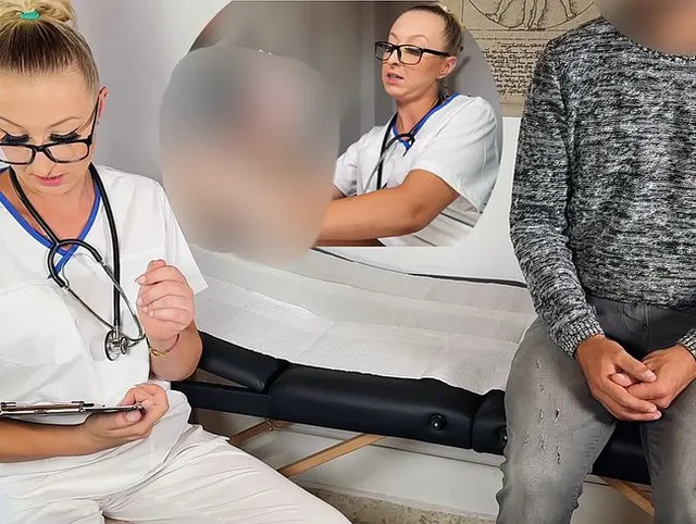 Frau Doktor La Loca diagnostiziert: akuter Samenstau beim 18-Jährigen-Behandlung ohne Gnade