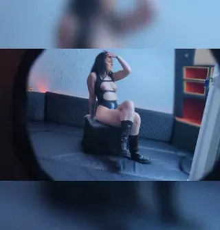 Glory Hole - Sein Schanz abgemolken und auf mein Latex gespritzt