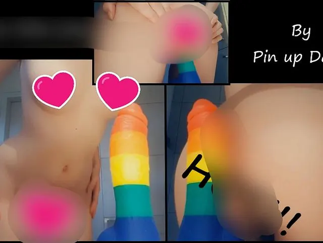 Nahaufnahme Regenbogen-Dildo Ficken