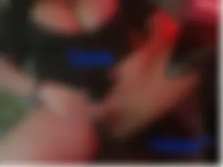 Geile Votze strippt für dich
