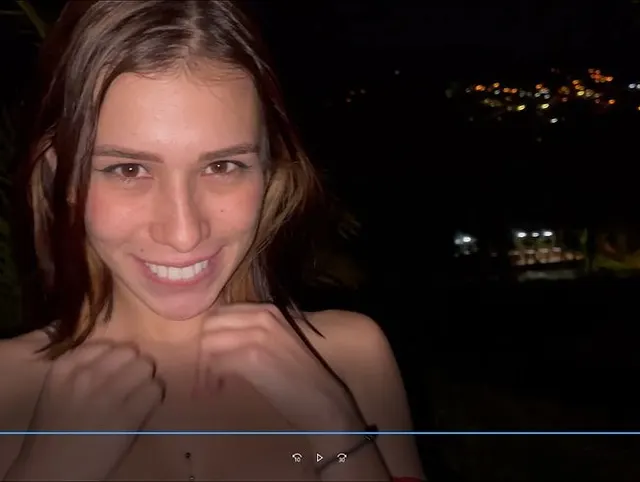 BJ mitten in der Nacht in der Öffentlichkeit