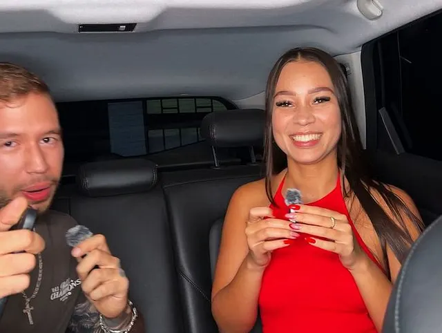 Die kolumbianische Schönheit Daniela Andrea mit ihrem prallen Po erlebt ein Happy End im Interview