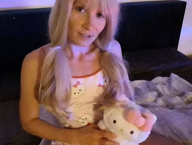 Ist das zu pervers für einen öffentlichen Porno? Stiefdaddy fickt mich heimlich!