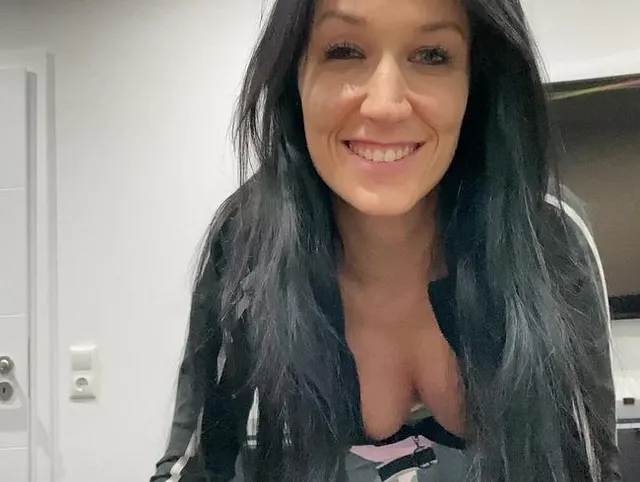 POV BLOWJOB | Spritz in mein Maul ab - SPERMA Explosion!
