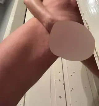 Im stehen meinen Dildo genommen