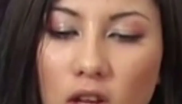 Asia Pussy in Gross Aufnahme