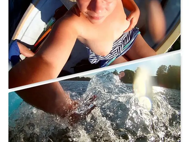 Nackt Blitzer auf dem Boot
