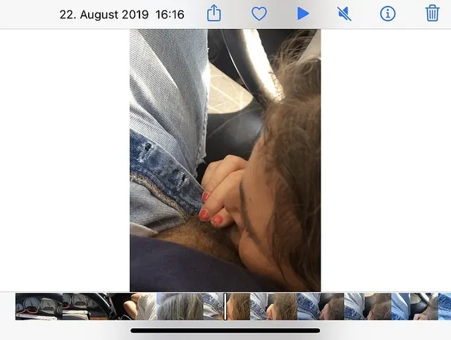 Blowjob während  der Autofahrt