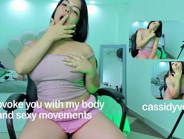 Ich provoziere dich mit meinem Körper und sexy Bewegungen