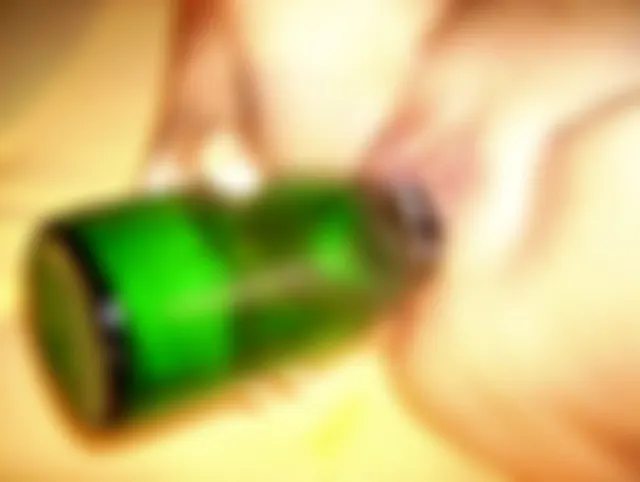 Flasche Dildo und Schwanz