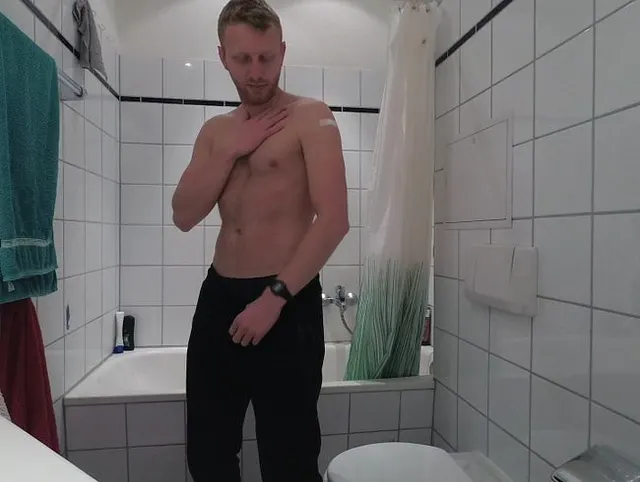 Der Badezimmer Stripper