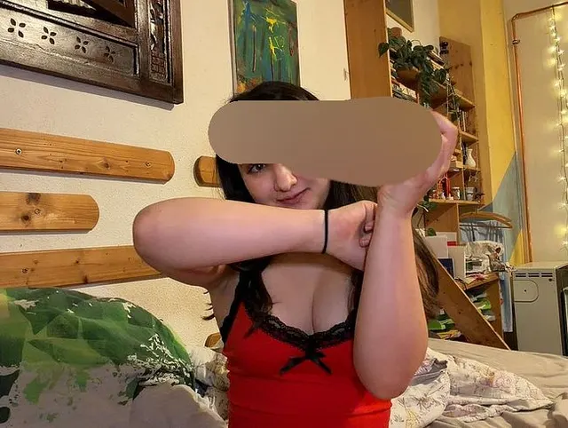Schaffe ich die 30cm ??! Neuer Dildo zerfickt meine Teenie Pussy !!