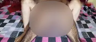 Sexy Ehemann und Ehefrau, heimlicher Sex, dann Cumout