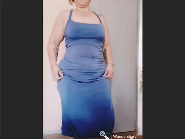 Sexy blue dress (No sound)