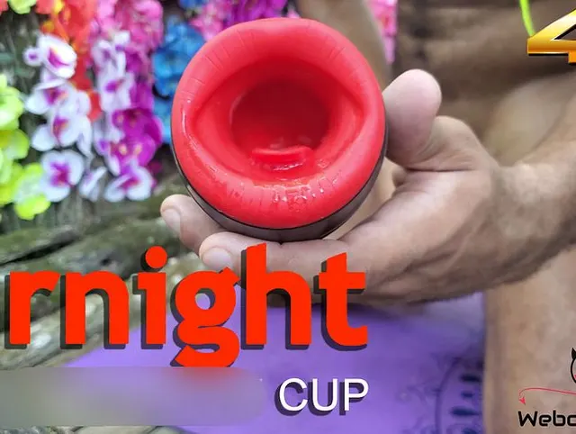 Urnight Masturbationstasse