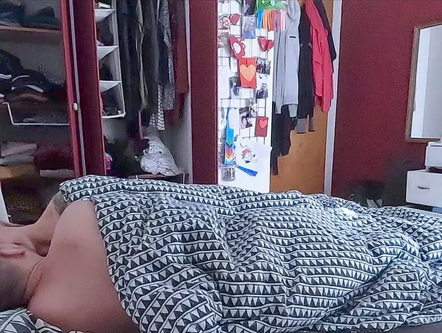 Ein genüsslicher Blowjob endete mit Sahne in meiner Muschi