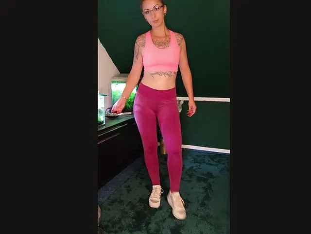 Du liebst enges Sportzeug? Leggings?