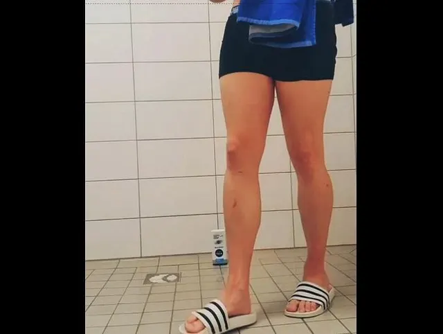 Shower Hour in der Gemeinschaftsdusche