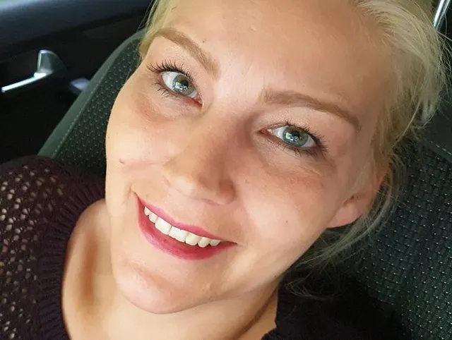 Orgasmustour während der Fahrt! 12 Abgänge-Squirt im Auto-erwischt und trotzdem gekommen