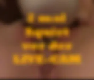 2 mal SQUIRT vor der LIVE-CAM