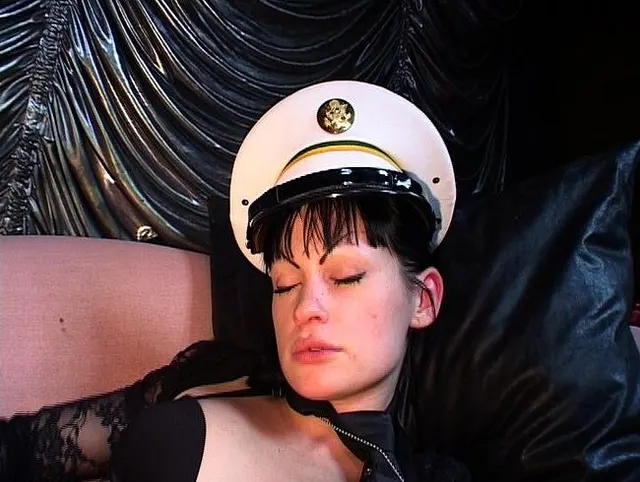 KINKYNADDEL:ICH UND MEIN TOYBOY TEIL2 SOLO