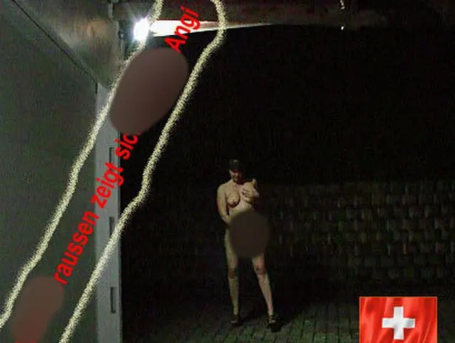 Aus Geilheit zeige ich mich ganz nackt Draussen und im Partyraum